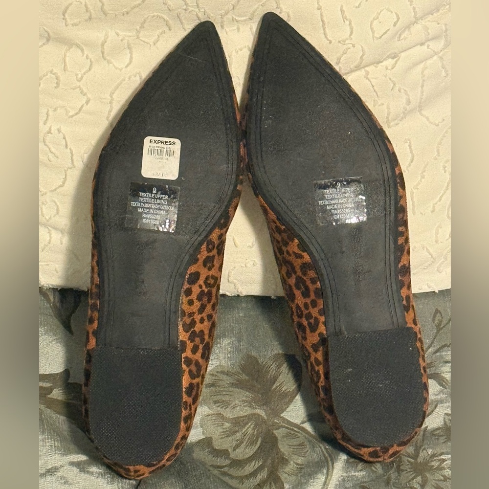 EXPRESS | Women's Brown Leopard Flats - Picture 3 of 3